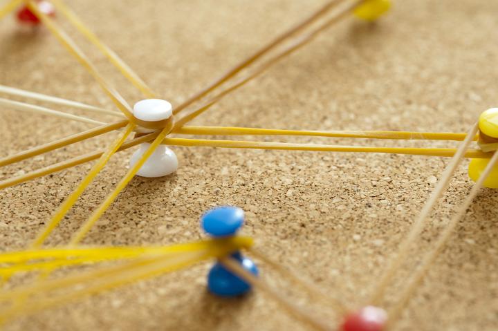 metaphor of personal relationships and interpersonal networking