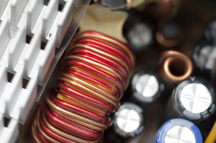 interior components of an energy efficient switch mode power supply